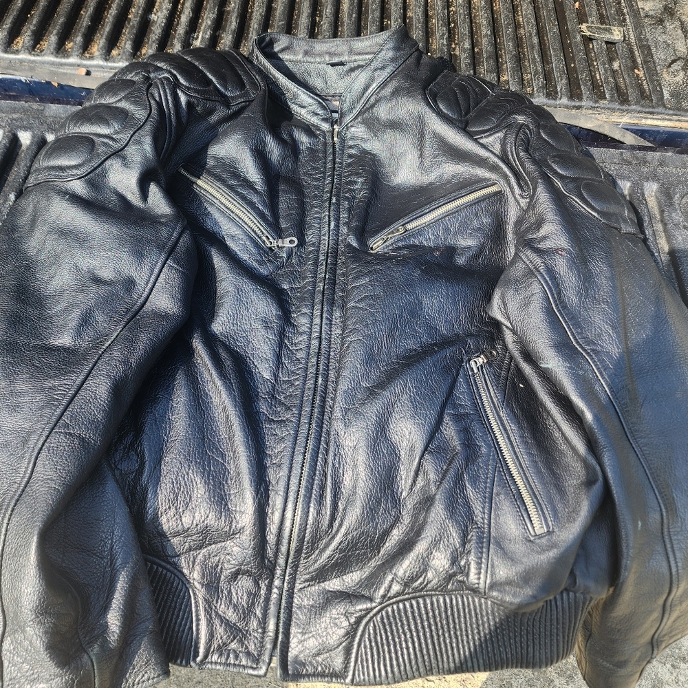 Men's Black Leather Bomber Jacket